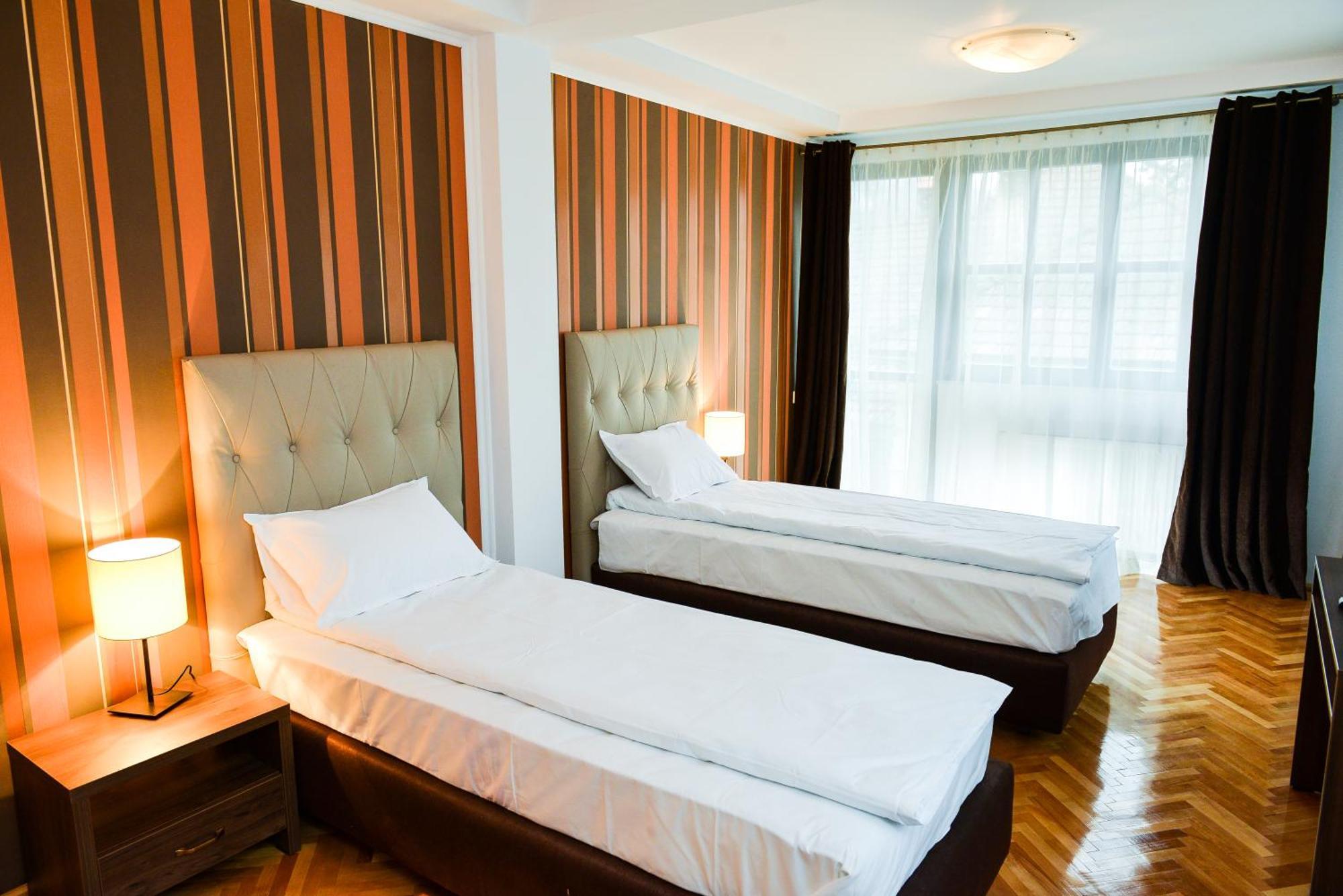 Park House Hotel เดช ภายนอก รูปภาพ