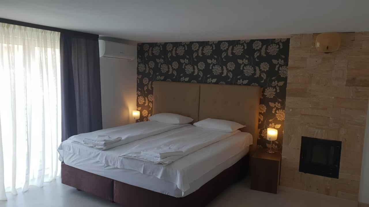Park House Hotel เดช ภายนอก รูปภาพ